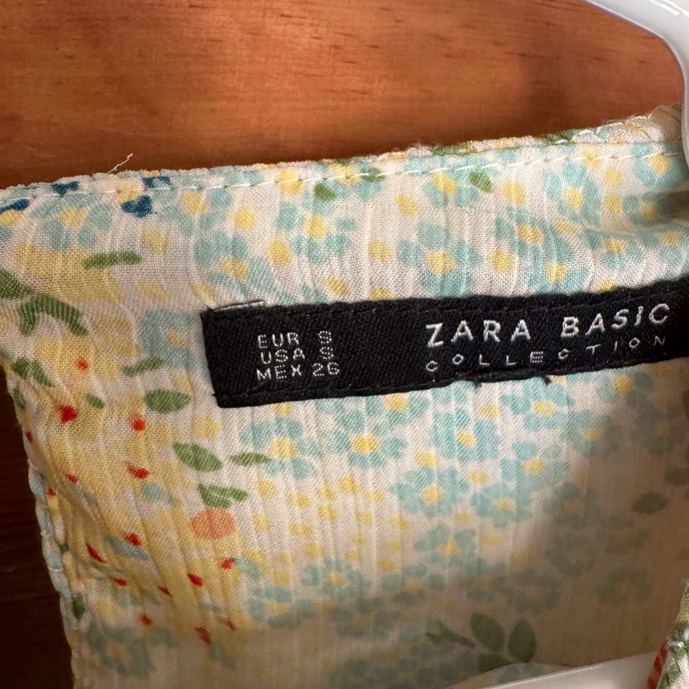 Zara Basic Collection Blouse - Picture 2 of 2